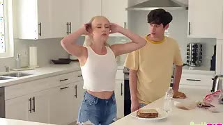 Braylin Bailey is having just the worst day, where nothing is going right. The blonde babe is already in a pretty pissy mood as she`s making herself a sandwich, but that just gets worse when her